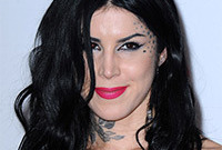 Kat-von-d-makeup-for-black-hair-and-fair-skin-side